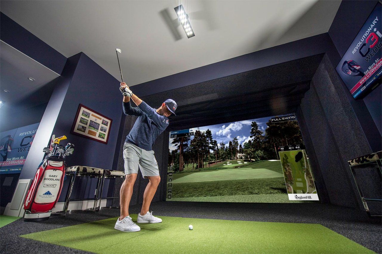 new-full-swing-pro-series-simulator-ropice-golf-resort